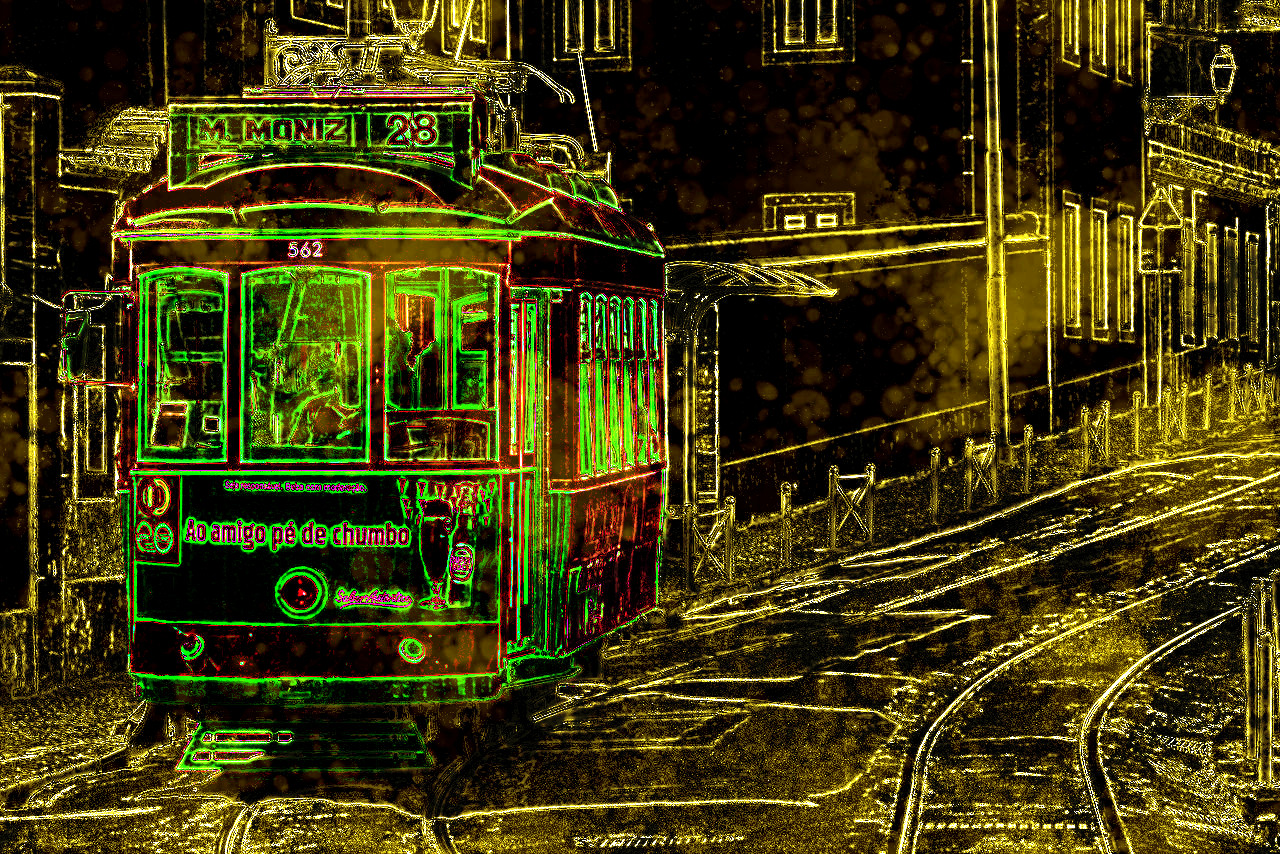 tram-4937785_DrawOnPaper.jpg