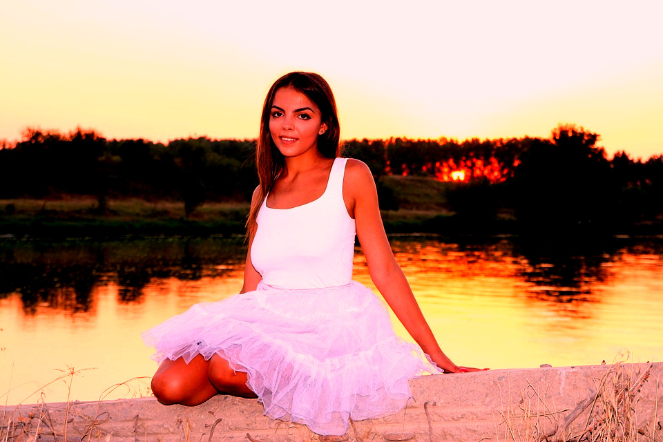girl-1537533_960_720 Morning.jpg