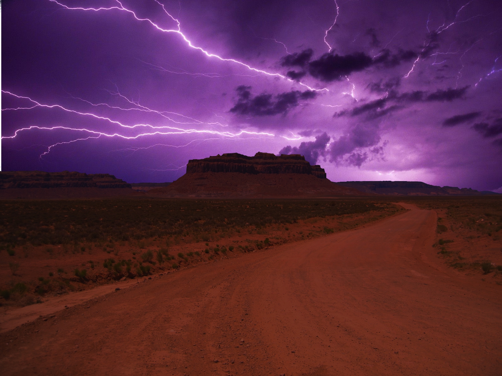 desert_e_storm.jpg