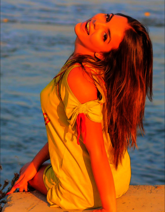 girl-1545855_960_720 with Colour Strength.jpg