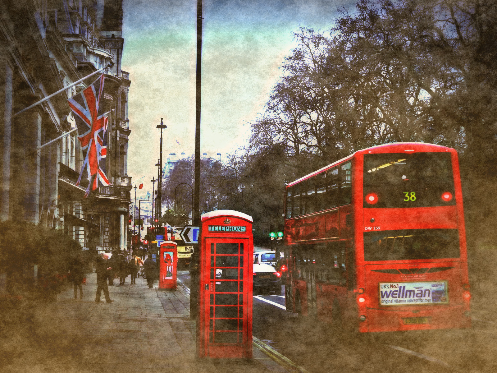 london-street-phone-cabin-DN_Brumal.jpg