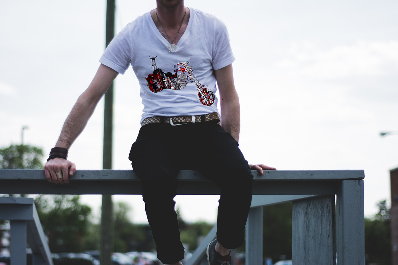 Image-926838_T_Shirt Graphics_Wallace_Tut.jpg