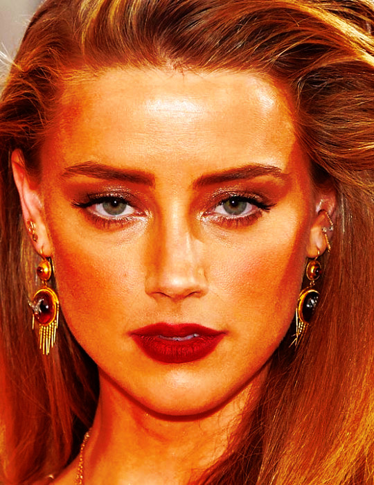 amber-GettyImages-527467340-540x700-overlay-valueinvert-overlay.jpg