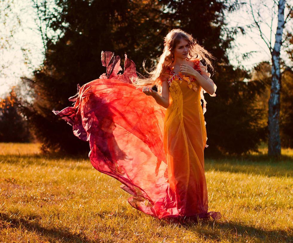 source (autumn_by_aquilina_das_dbe3nbq-pre).jpg