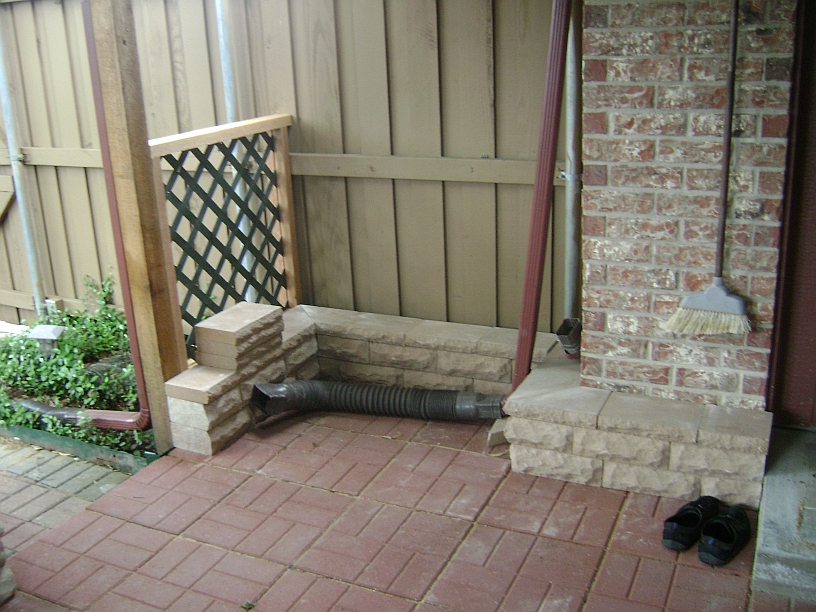 #11 - Wall at Grill Area.JPG