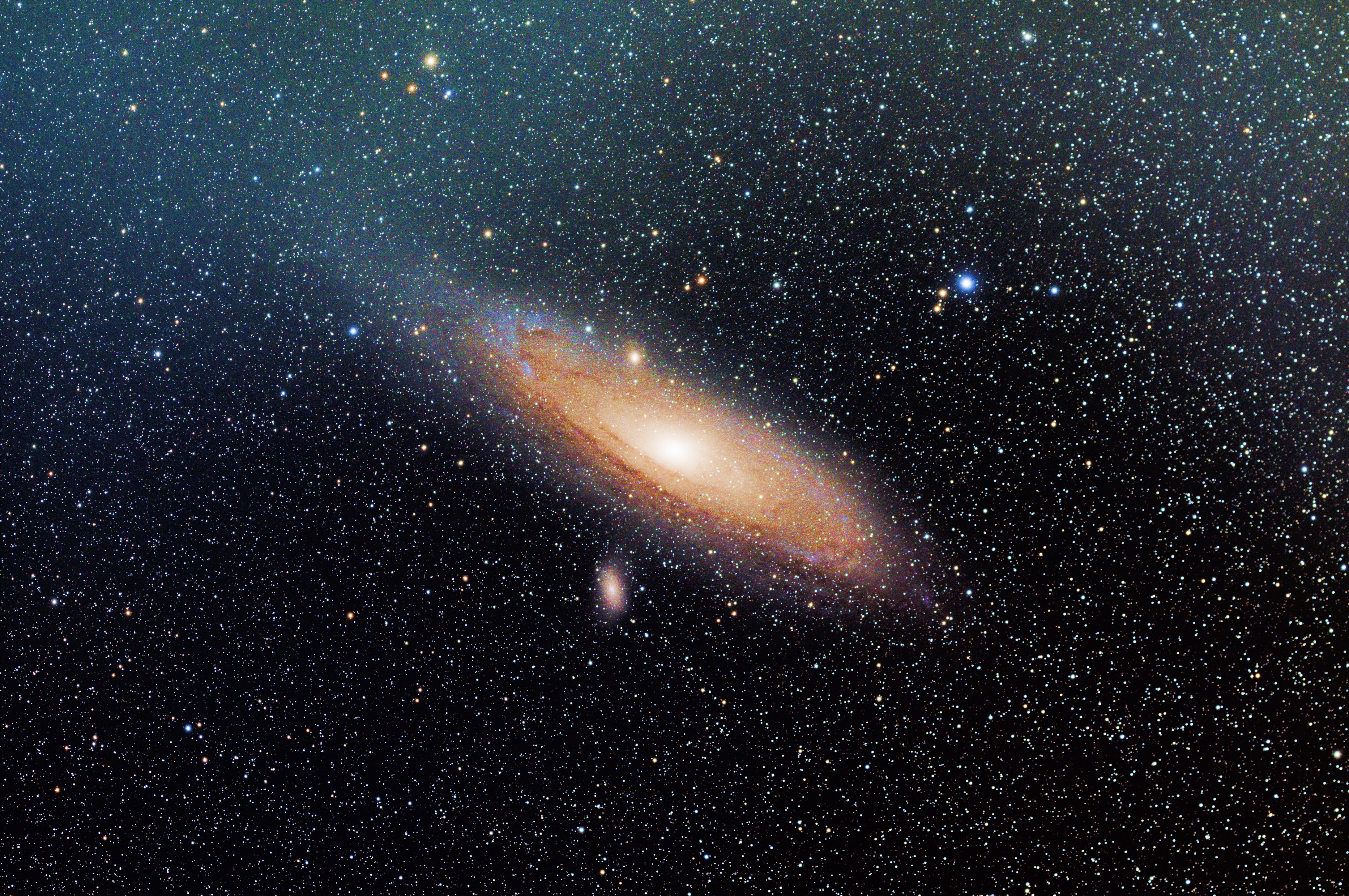 m31_dss_forGimp_small.jpg