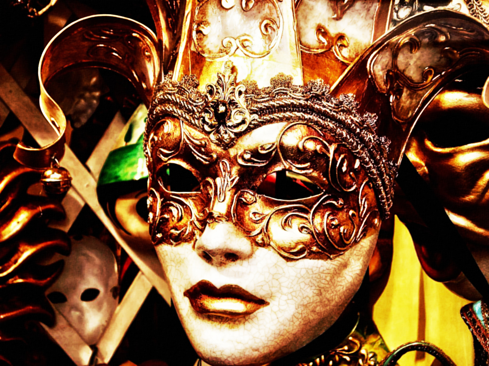 masks-1-1416118_Fake_3D_Graphic_Effect_Jvid_U.jpg