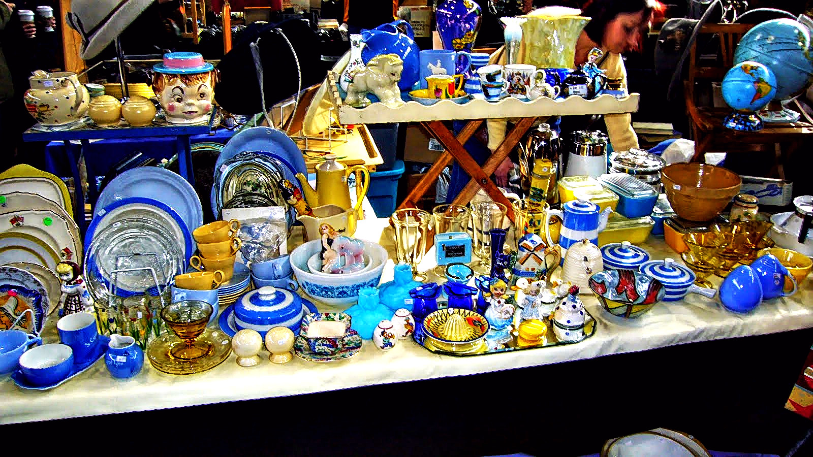 Flea Market.jpg