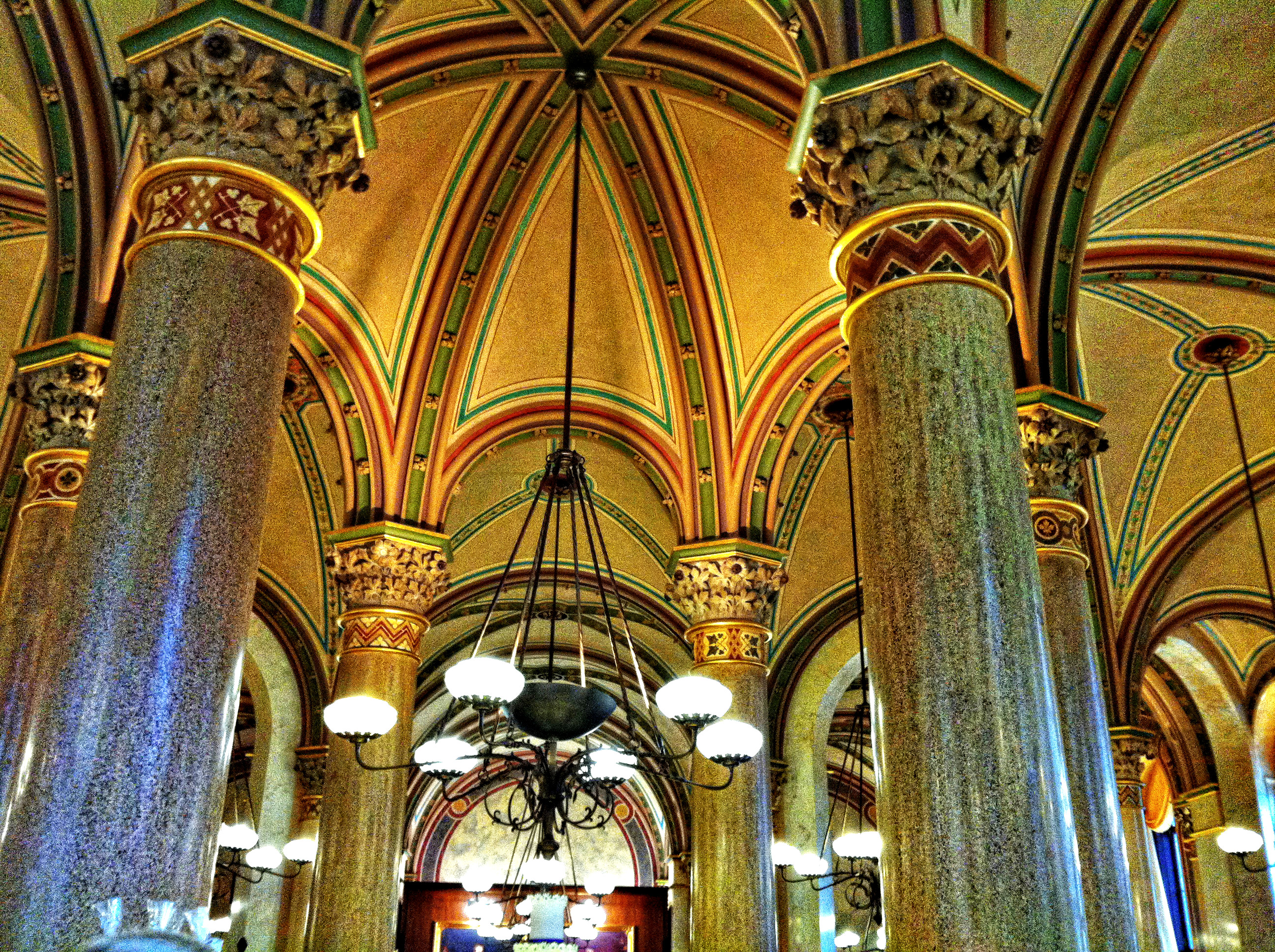 Cafe_Central_Viena.JPG