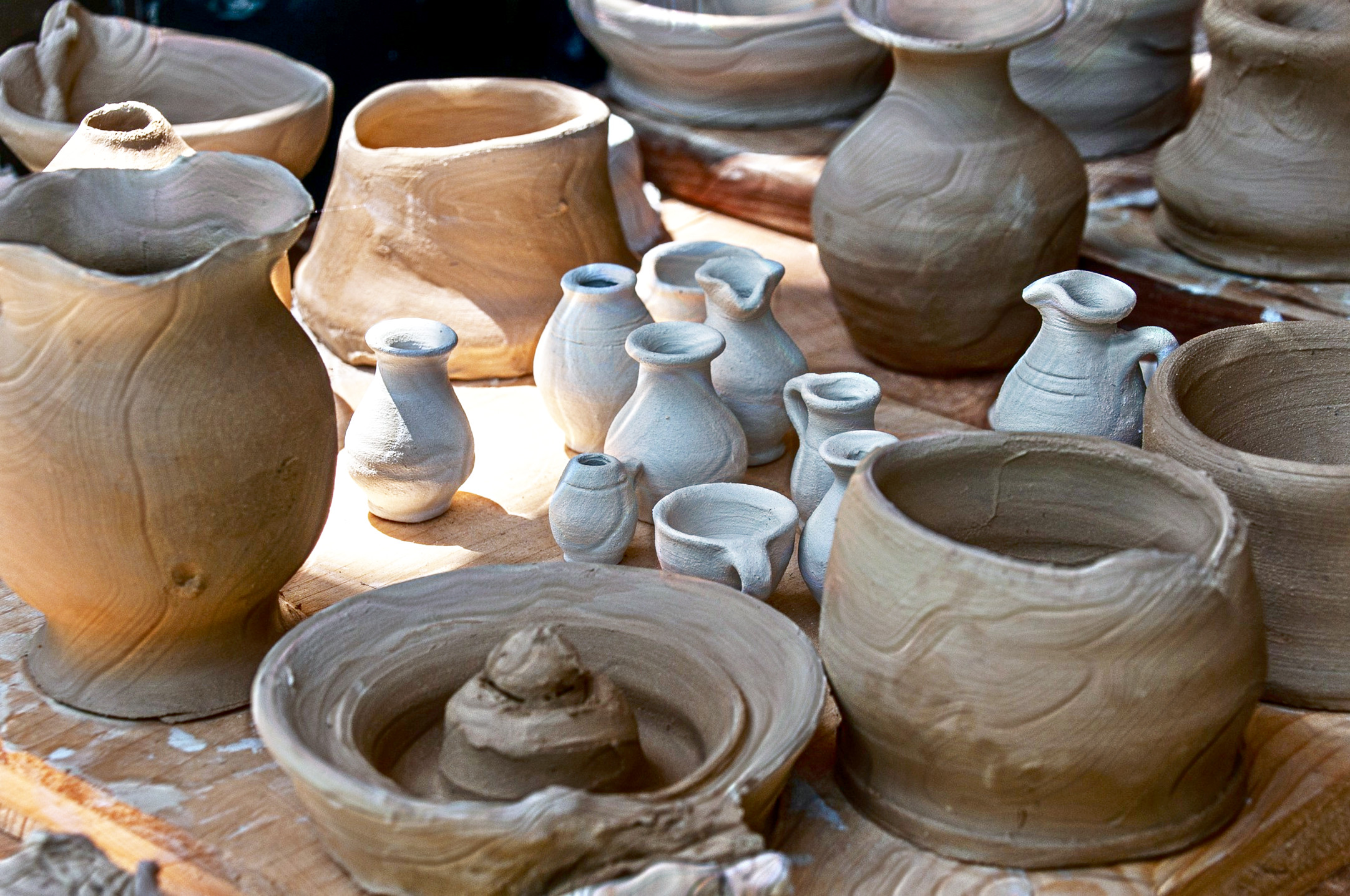 pottery-8026823_DN_Artistic_and_Divide_FingerPaint.JPG