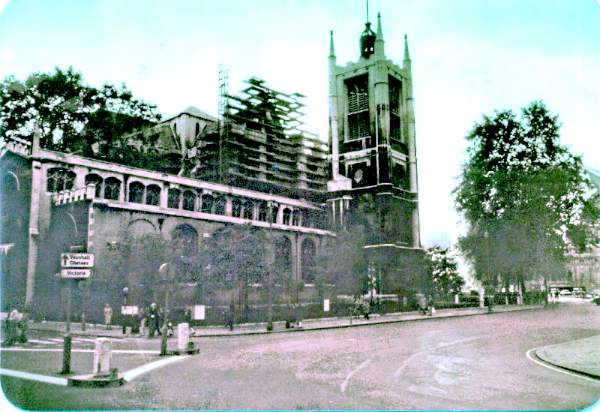 london11_river_thames_churchedit.jpg