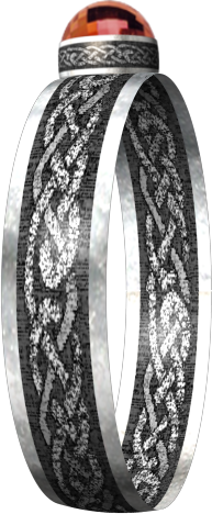 antiquated silver ring.png